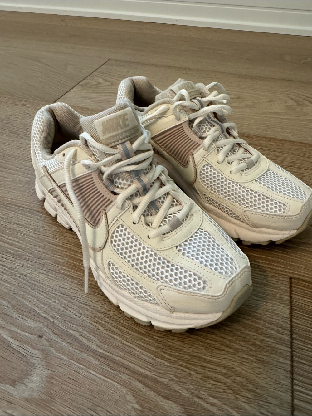 Nike women’s Vomero 7.5 beige ivory color